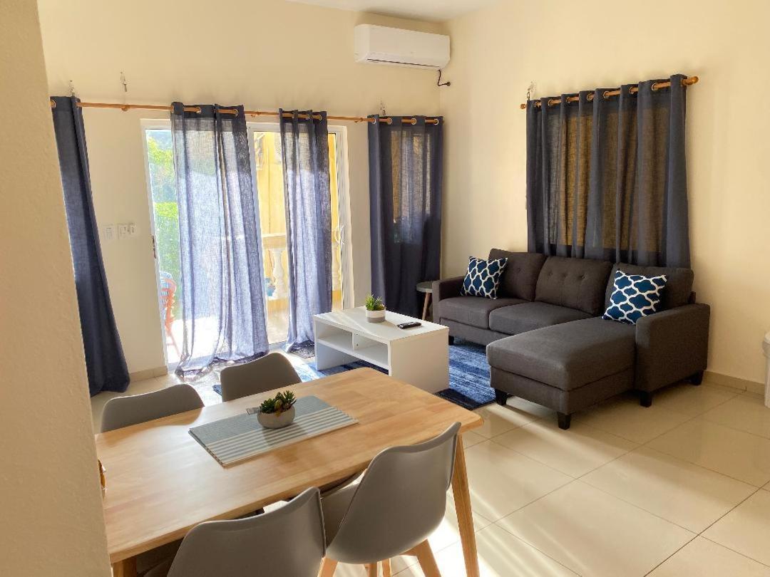Lovely 2 Bedroom Apartment In Quiet Neighborhood! Philipsburg  Bagian luar foto
